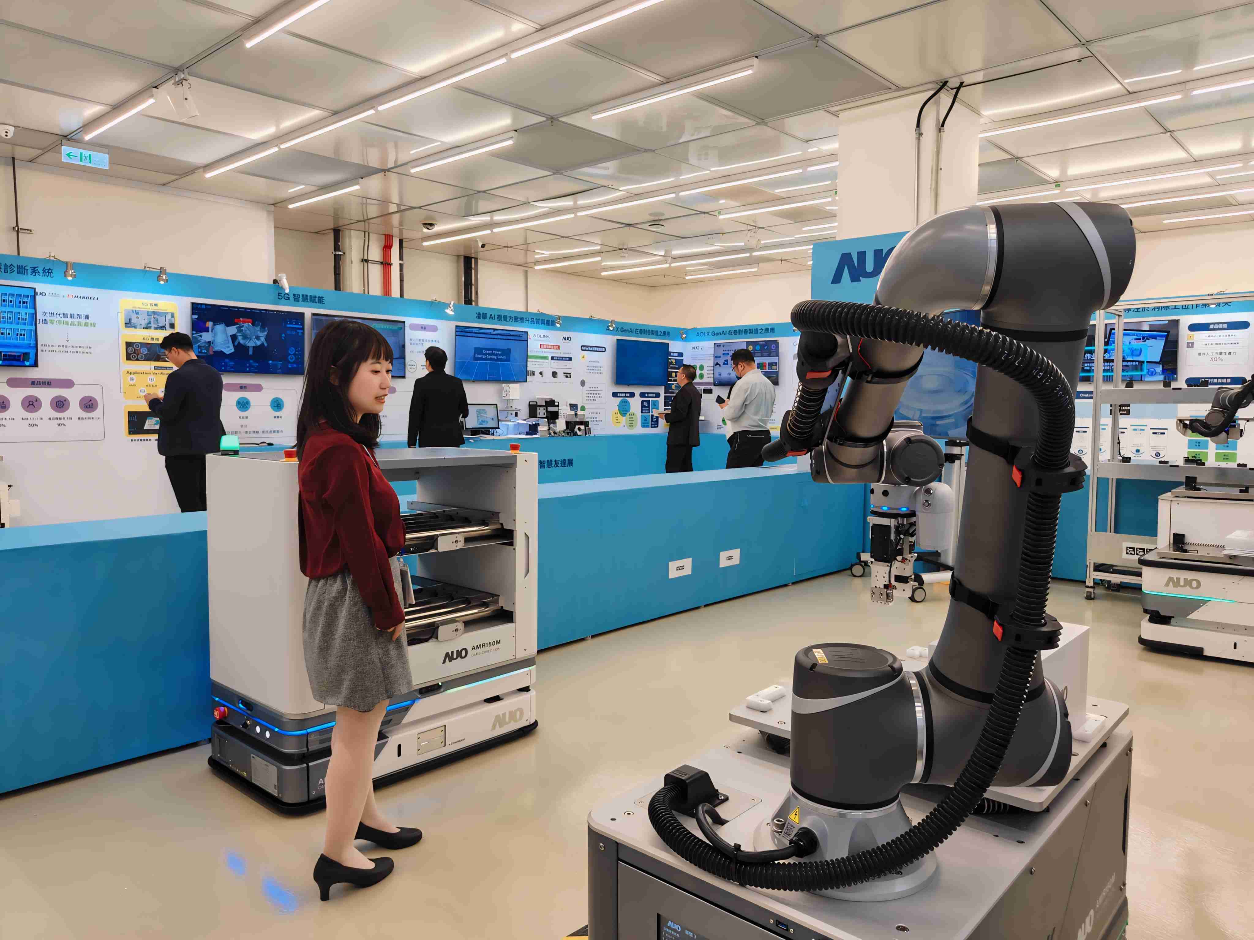 2024智能william威廉中文官网展邀集生态圈伙伴共同参展，，从数字应用、、、净零减碳到能源发展，，，，创造全方位永续商机，，，，携手生态圈伙伴迈向永续未来